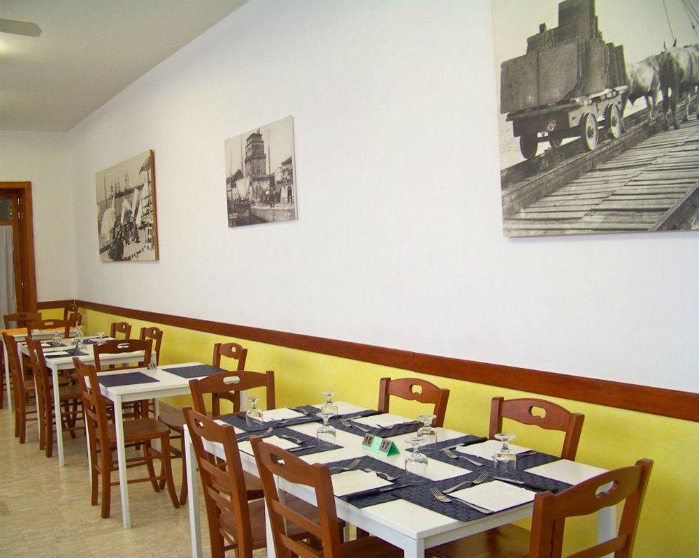 Hotel Derna Viareggio Esterno foto